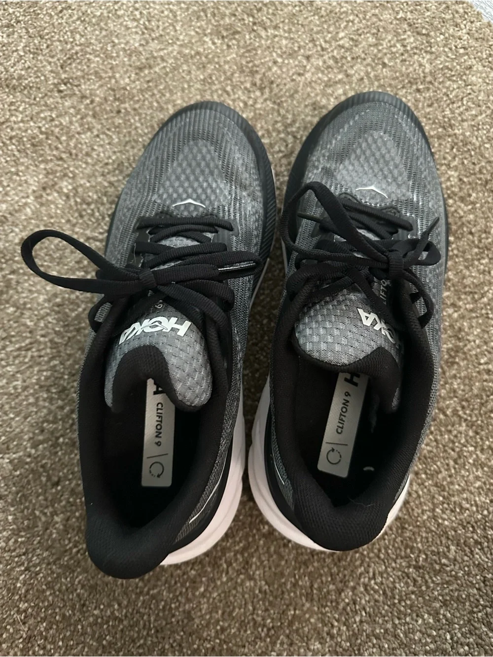 Hoka Youth Clifton 9 Running Shoes - size big kid 5M- Gray/Black